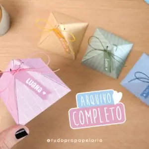 Caixa pirâmide cores - Presentes