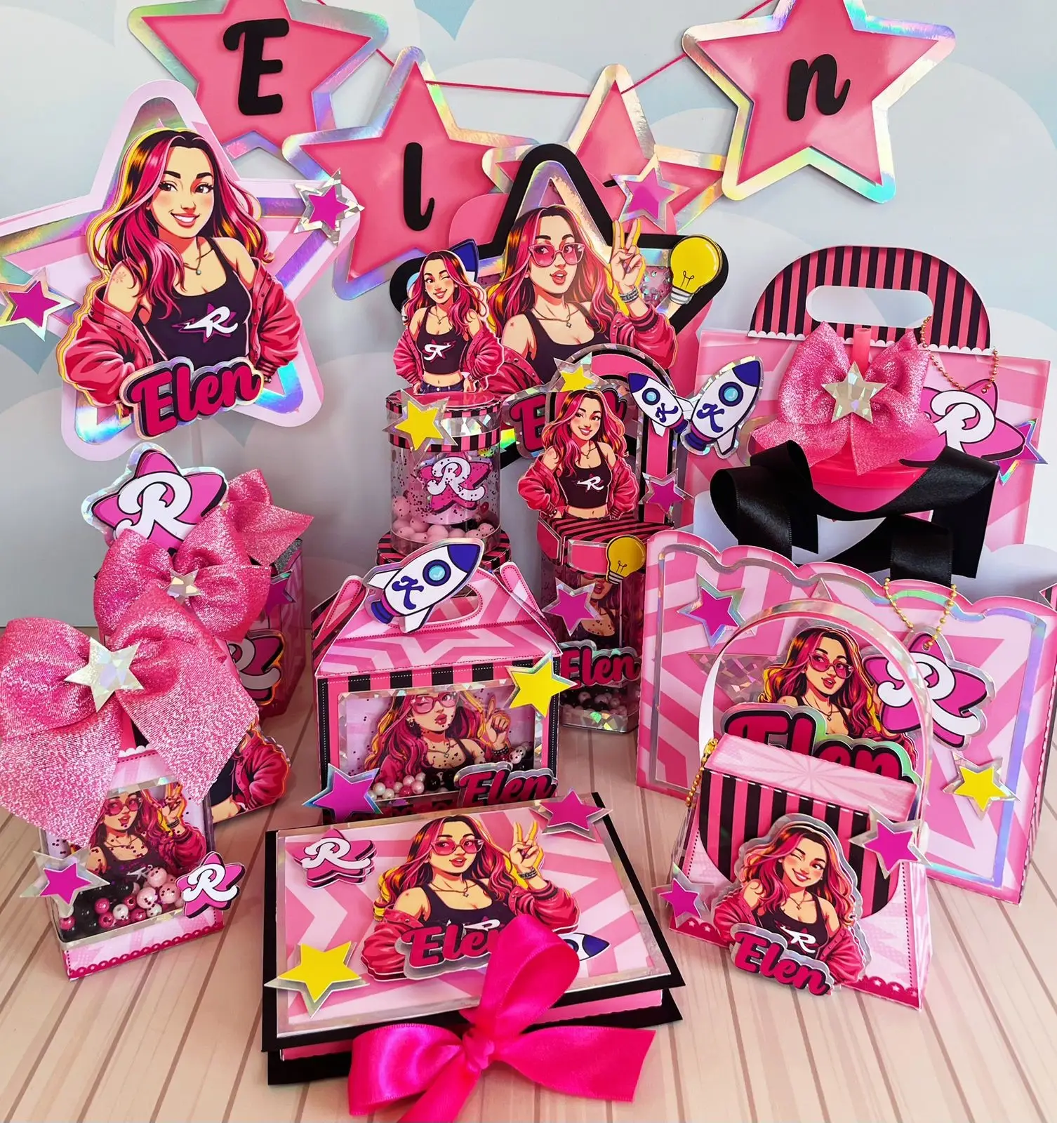 EMILLY VICK 06 FESTA - EMILLY VICK - Imagem 1